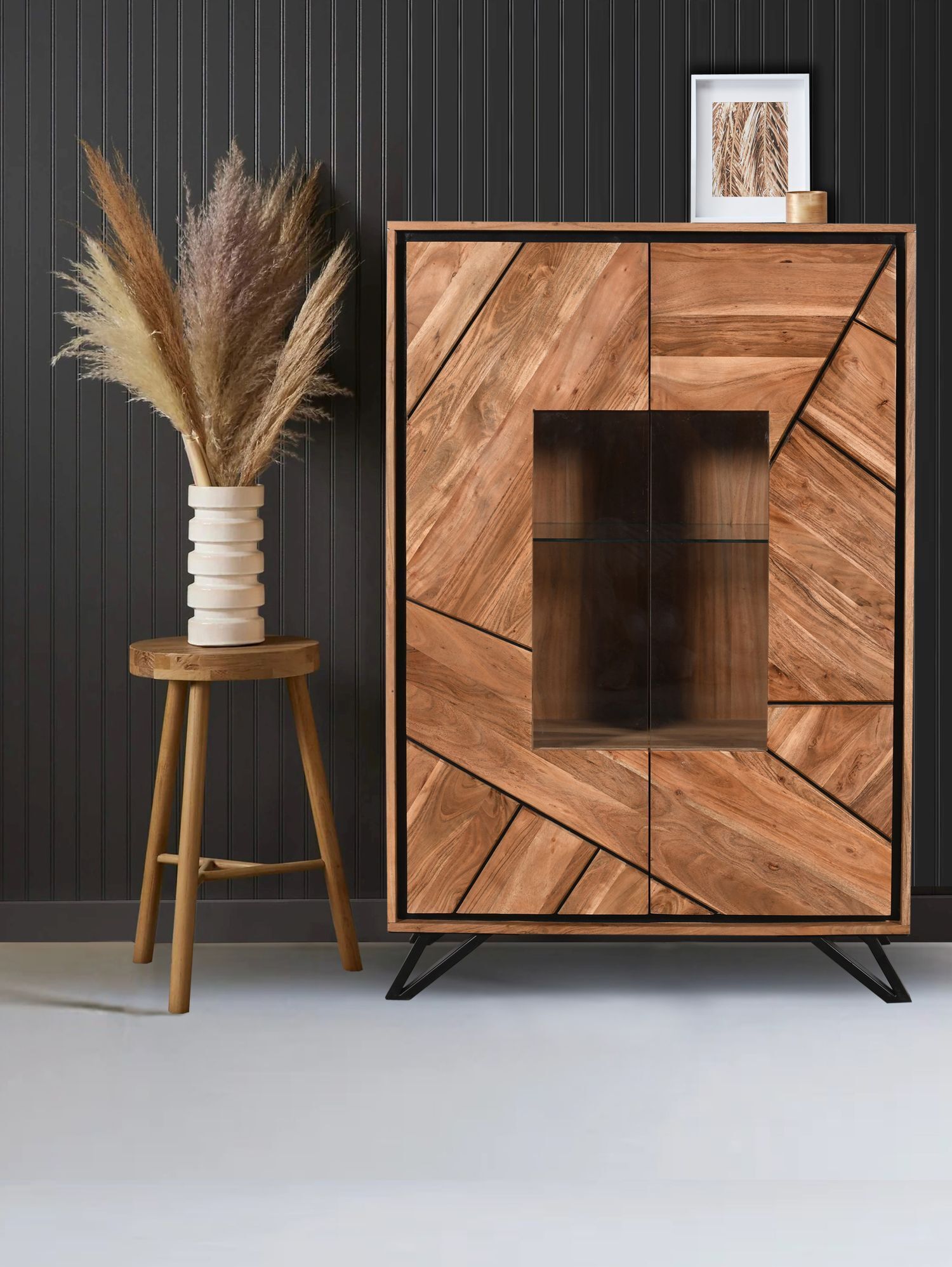 Vitrine Holz Glas Metall 150 cm hoch Natur Schwarz Modern