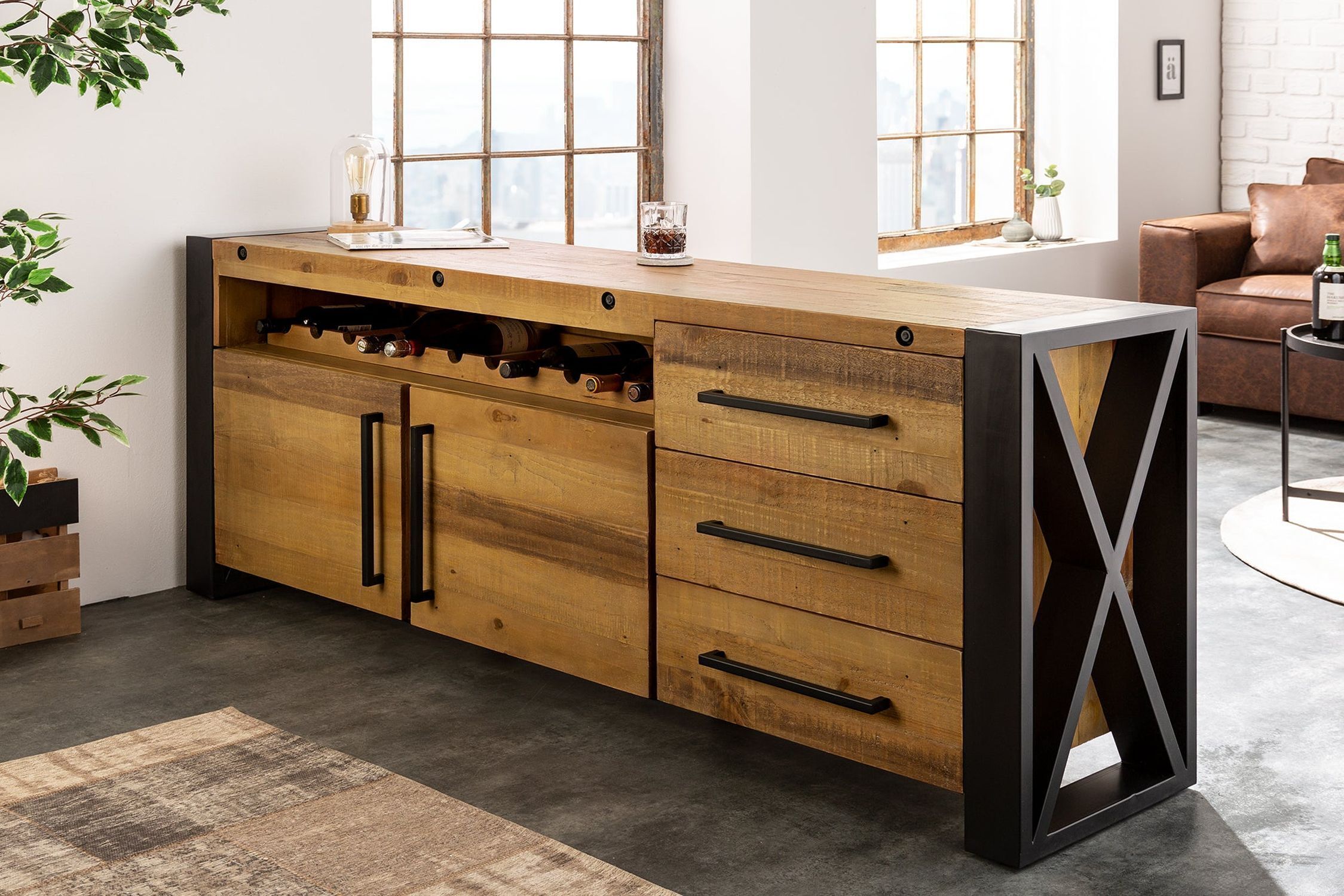 Großes Sideboard Holz Eisen 195 cm breit Industrial Design