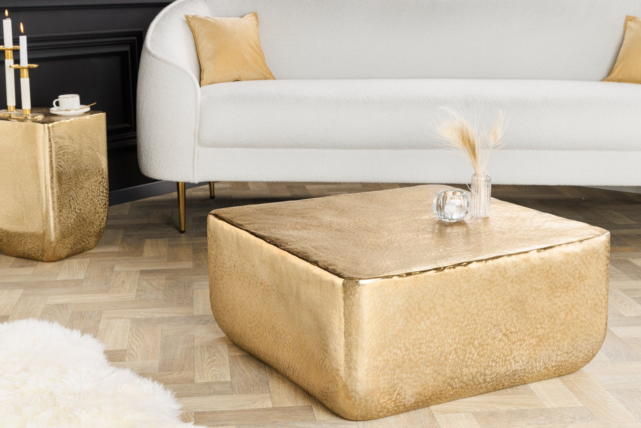 Couchtisch Metall in Gold 68 x 68 cm Handarbeit
