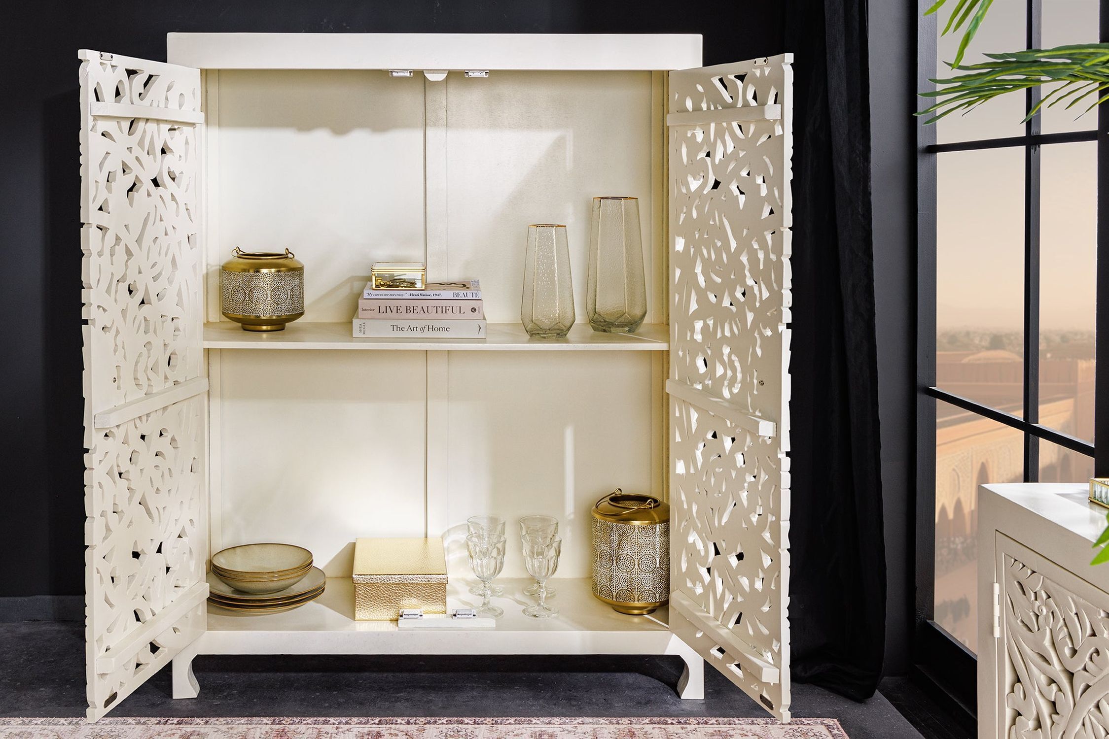 Highboard Weiß Gold 110 x 140 cm Handarbeit dekorativ Holz