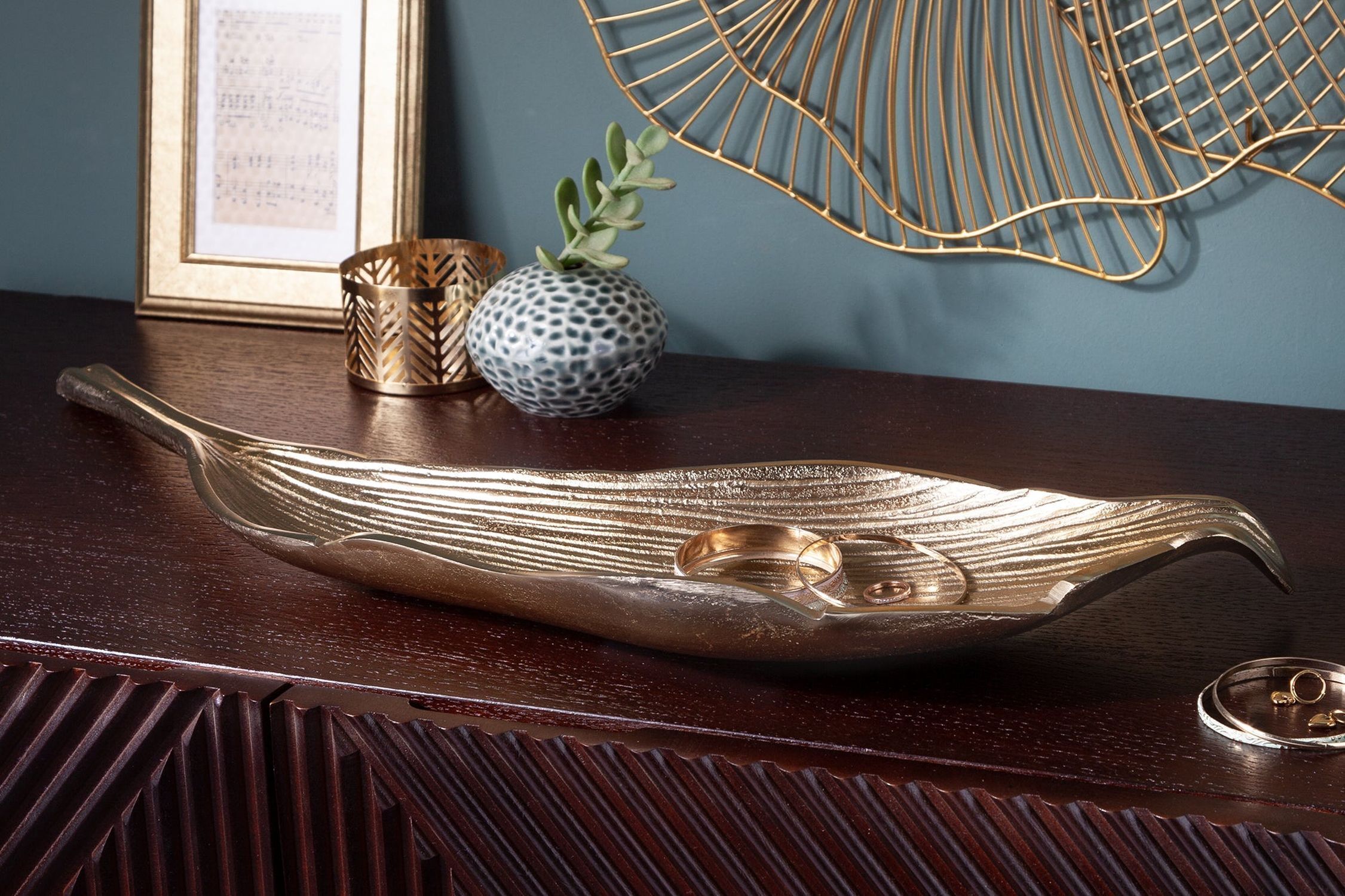 Dekoschale Metall Handarbeit 64 cm lang in Gold Blatt Design