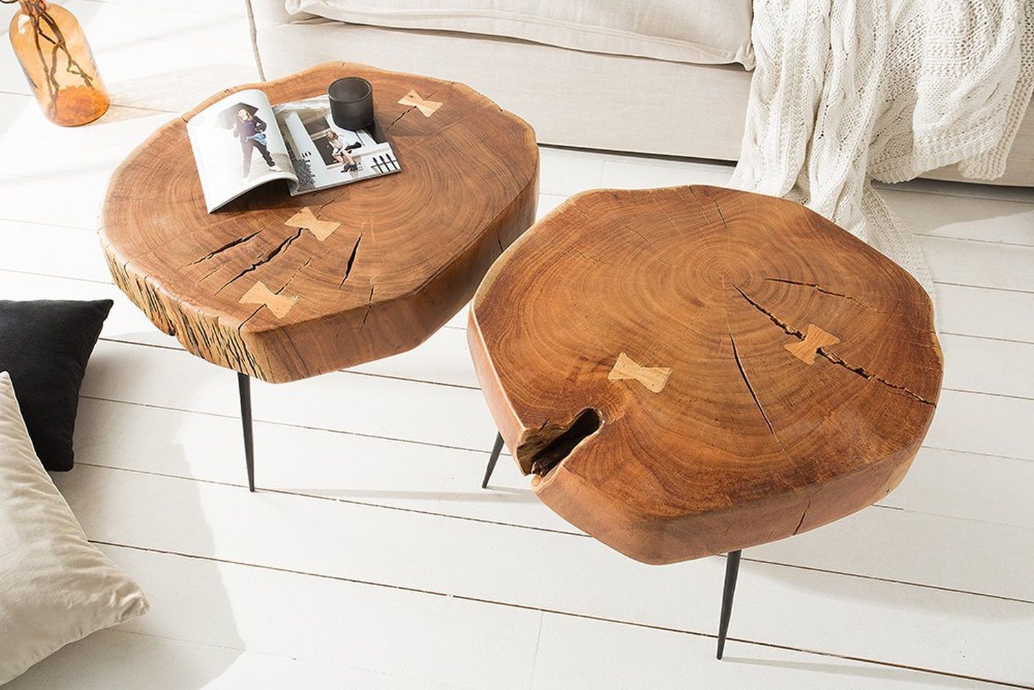 Couchtisch Akazienholz Metall Ø 60 cm in Natur Schwarz