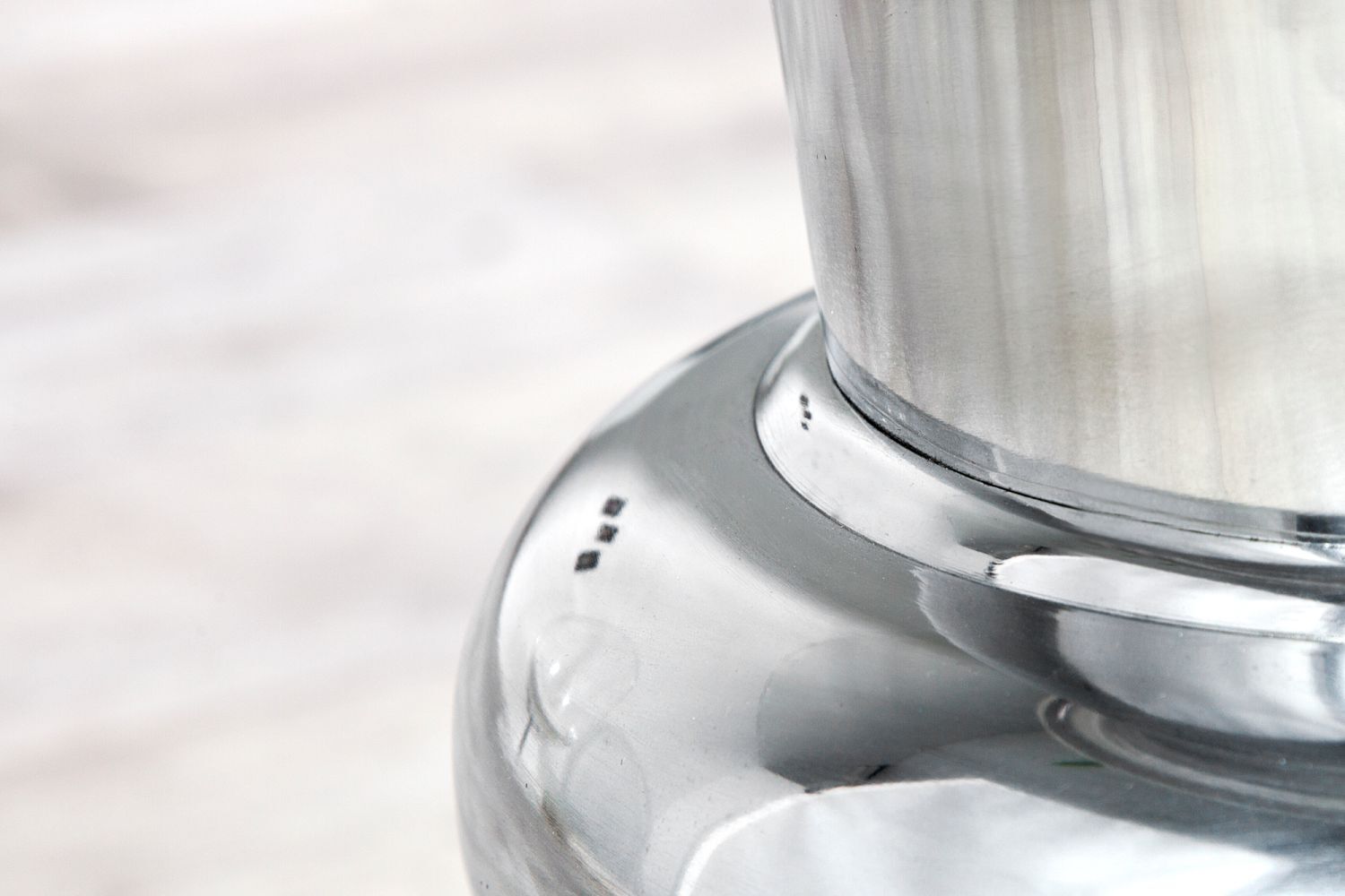 Vase Metall Ø 35 cm H: 60 cm in Silber