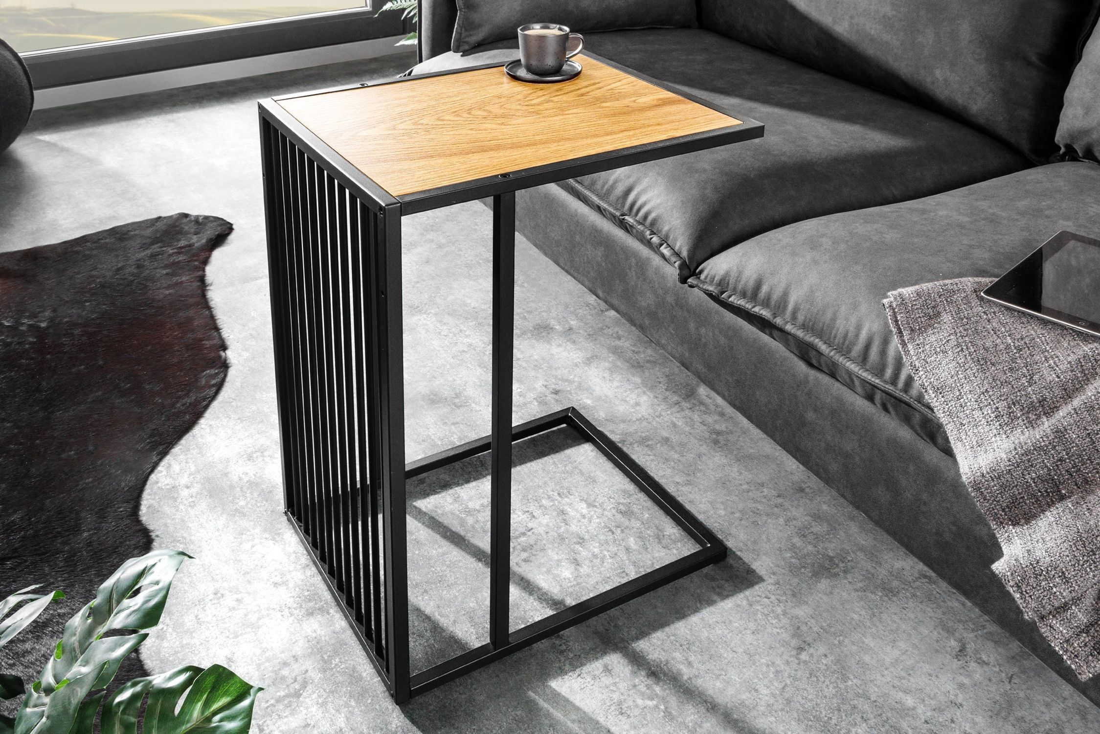 Beistelltisch in Schwarz Natur 35 x 43 cm C-Form