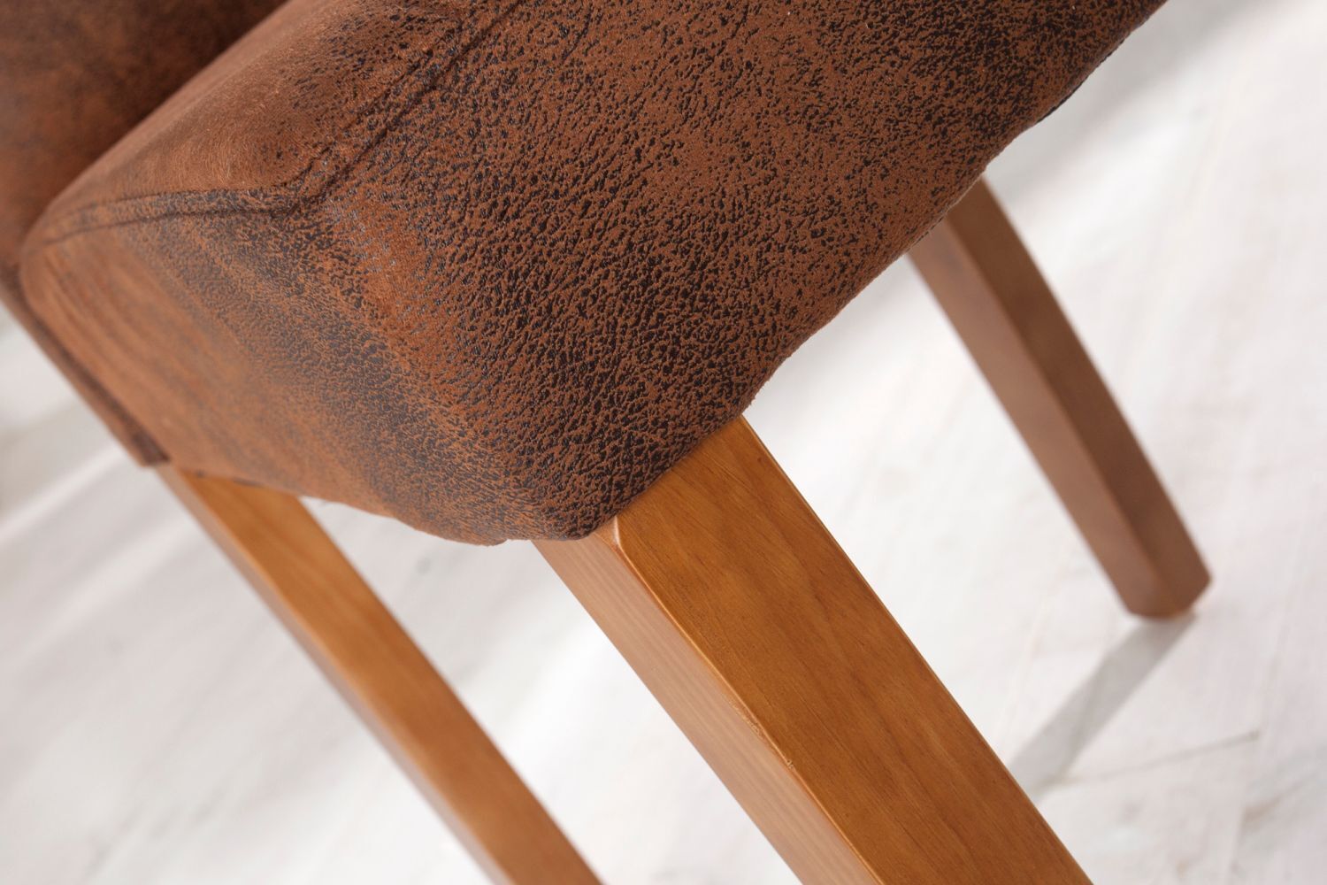 Esszimmerstuhl Microfaser Holz 40 cm in helles Kaffeebraun