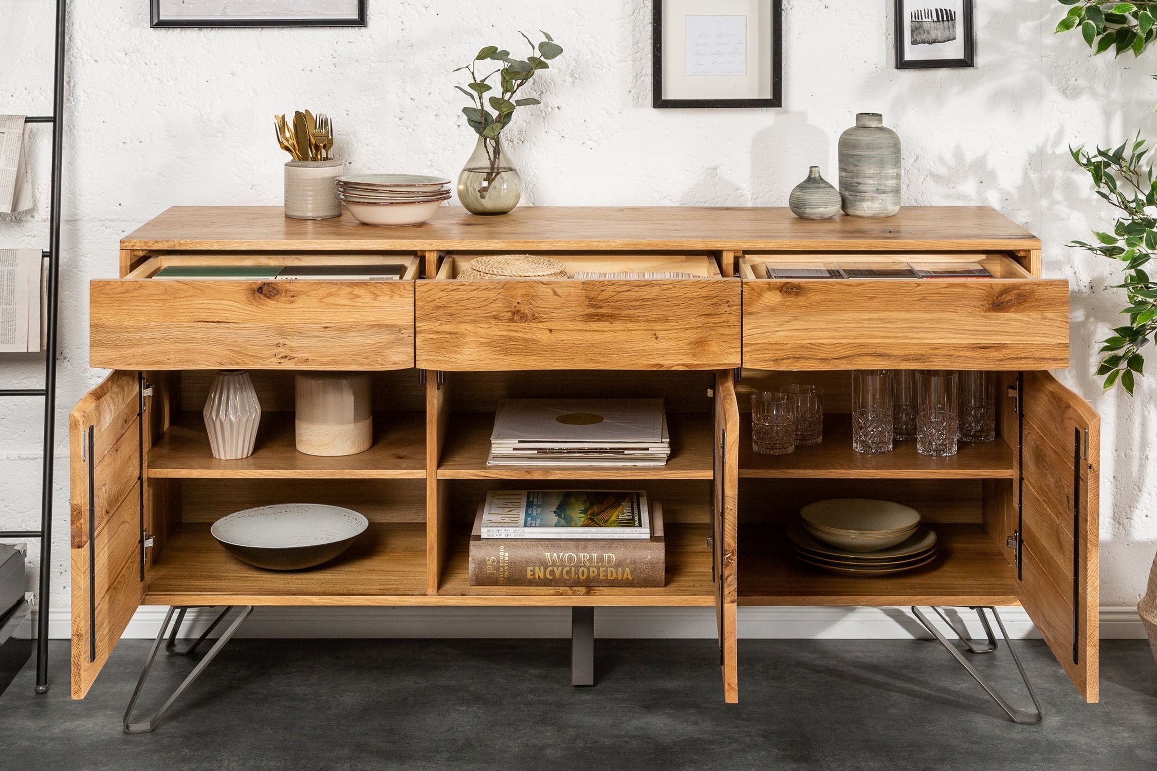 Sideboard Wildeiche Furnier Metall 160 cm mit Baumkante