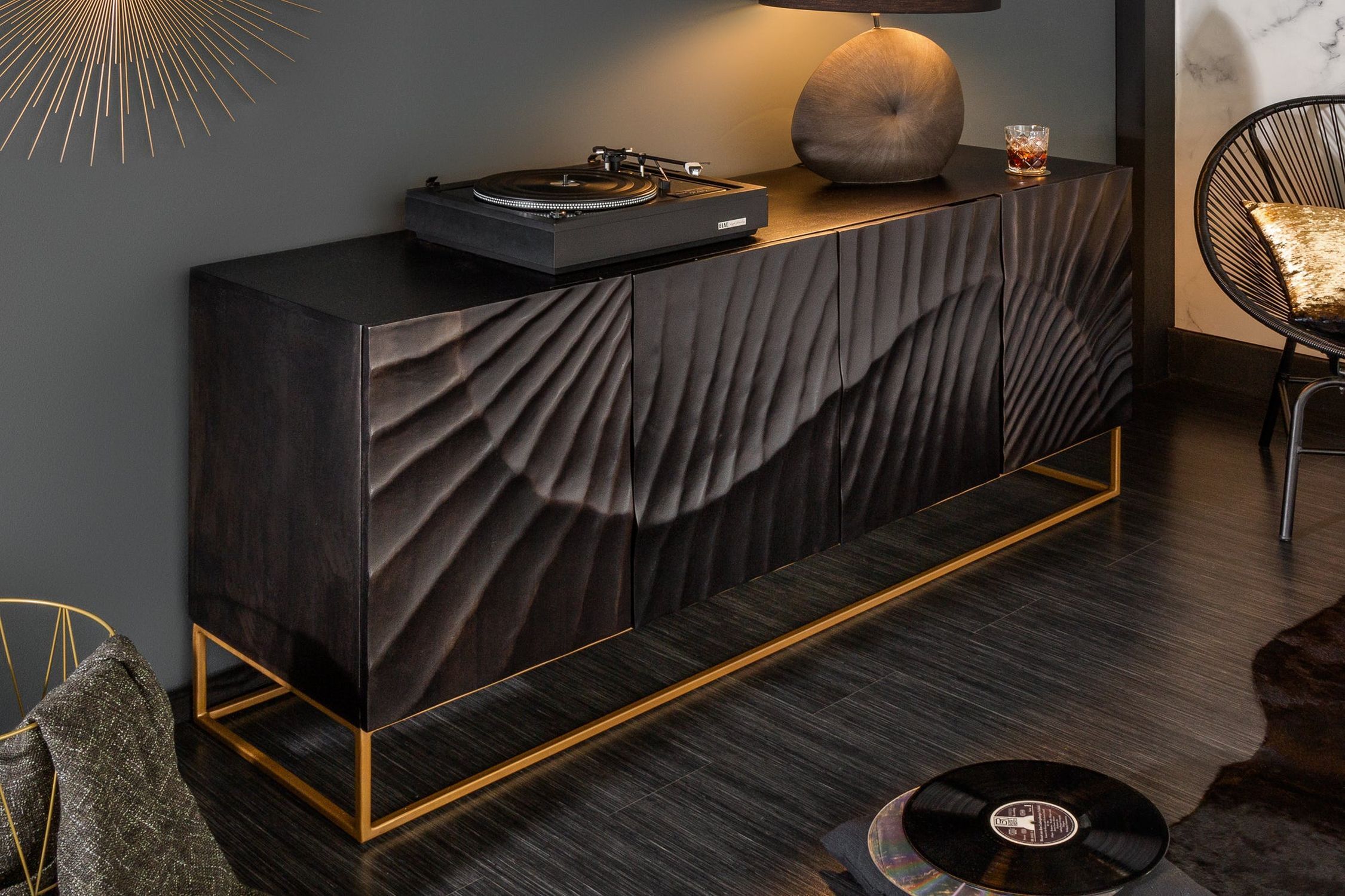 Sideboard Schwarz Gold 177 x 76 cm Handarbeit groß Holz Metall