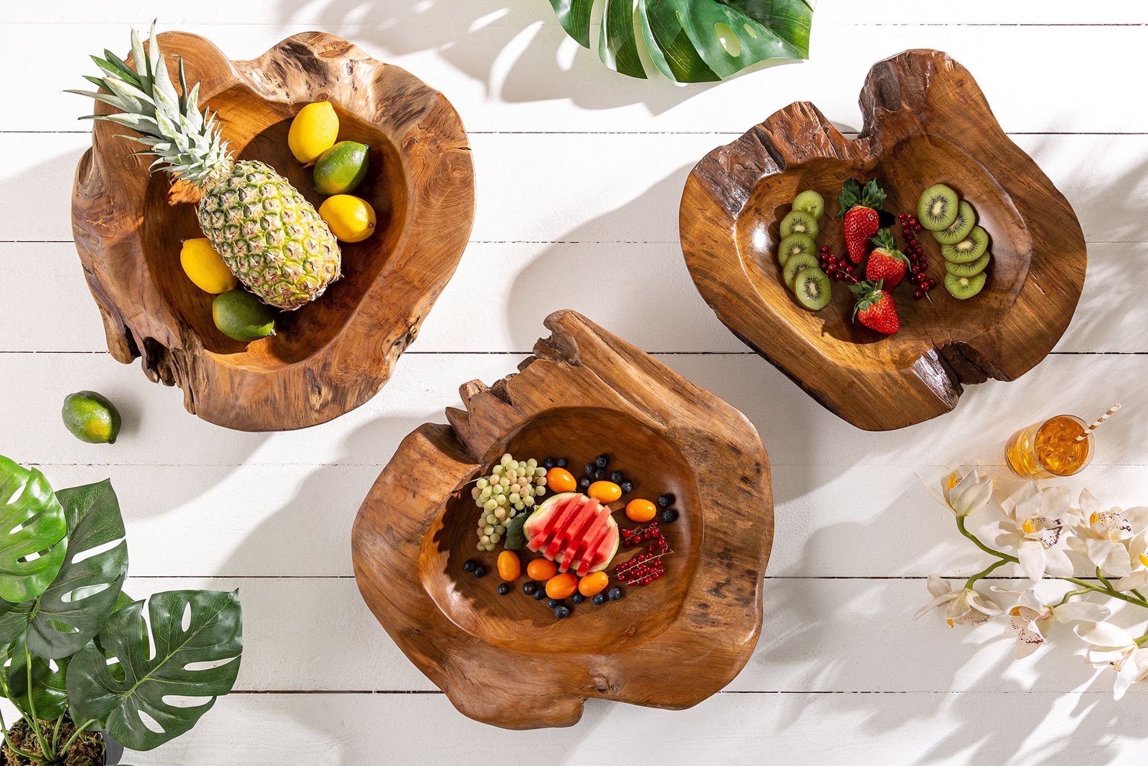 Essen, Präsentation des Essens, Obst, Ananas, Produzieren