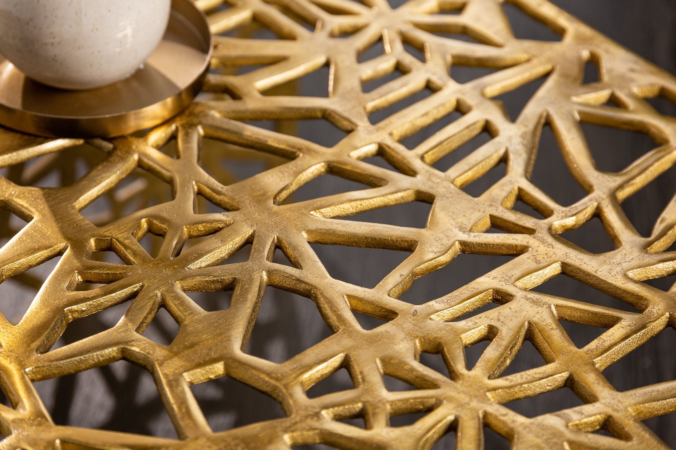 Couchtisch Metall in Gold 60 x 60 cm Handarbeit