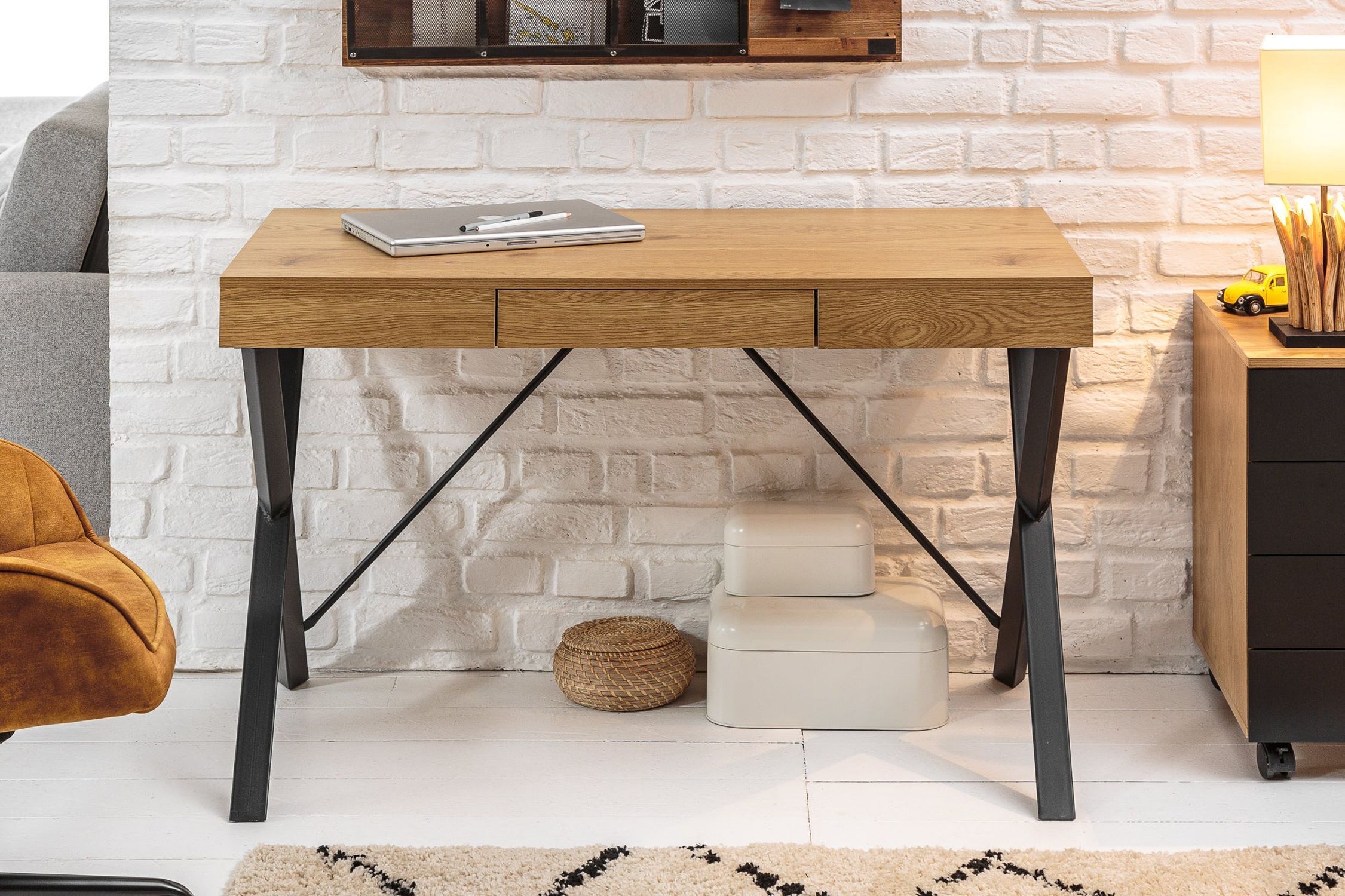 Schreibtisch mit Schublade in Eiche Schwarz 110x76 cm