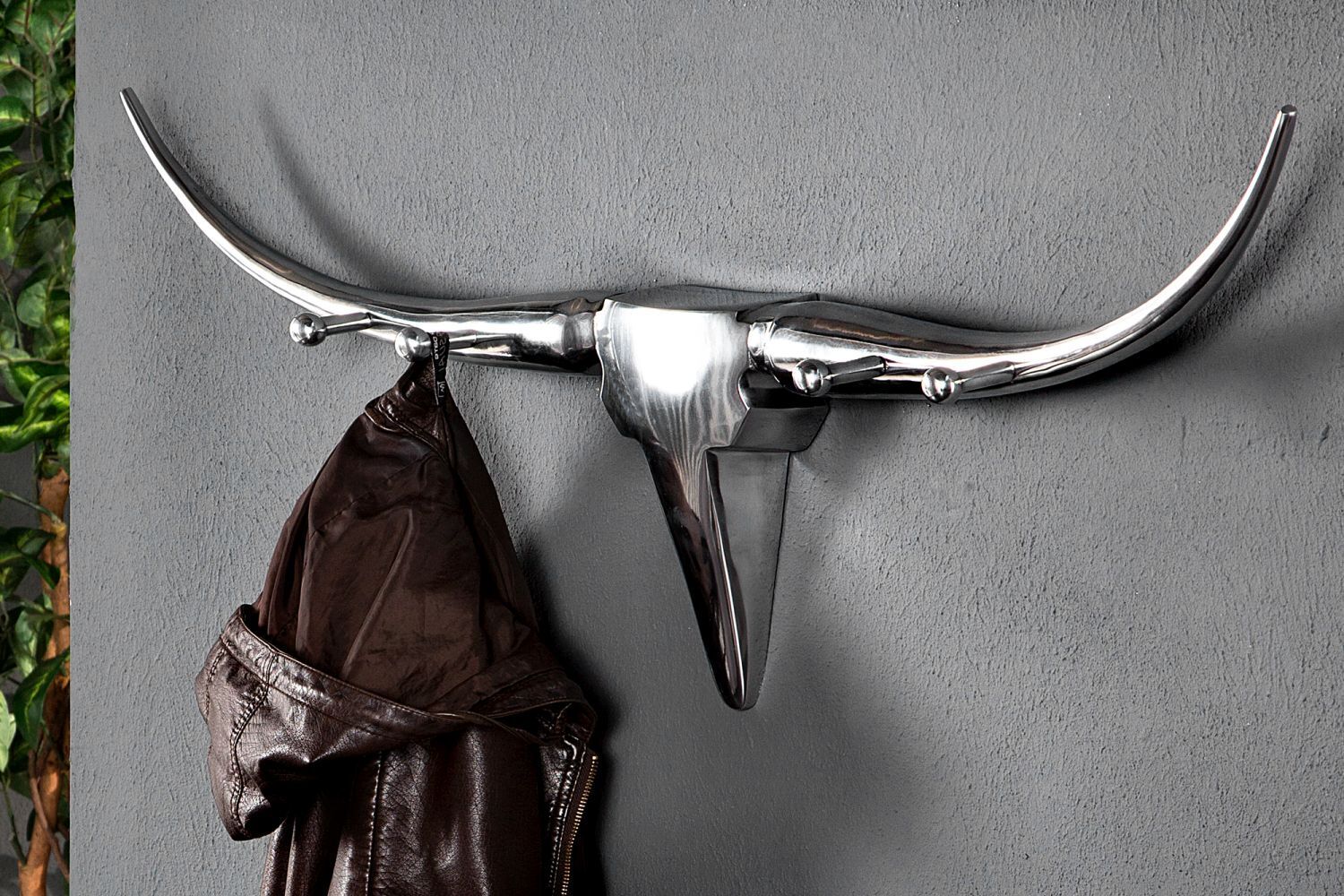 Wandgarderobe Stierkopf aus Aluminium 4 Haken 100cm lang