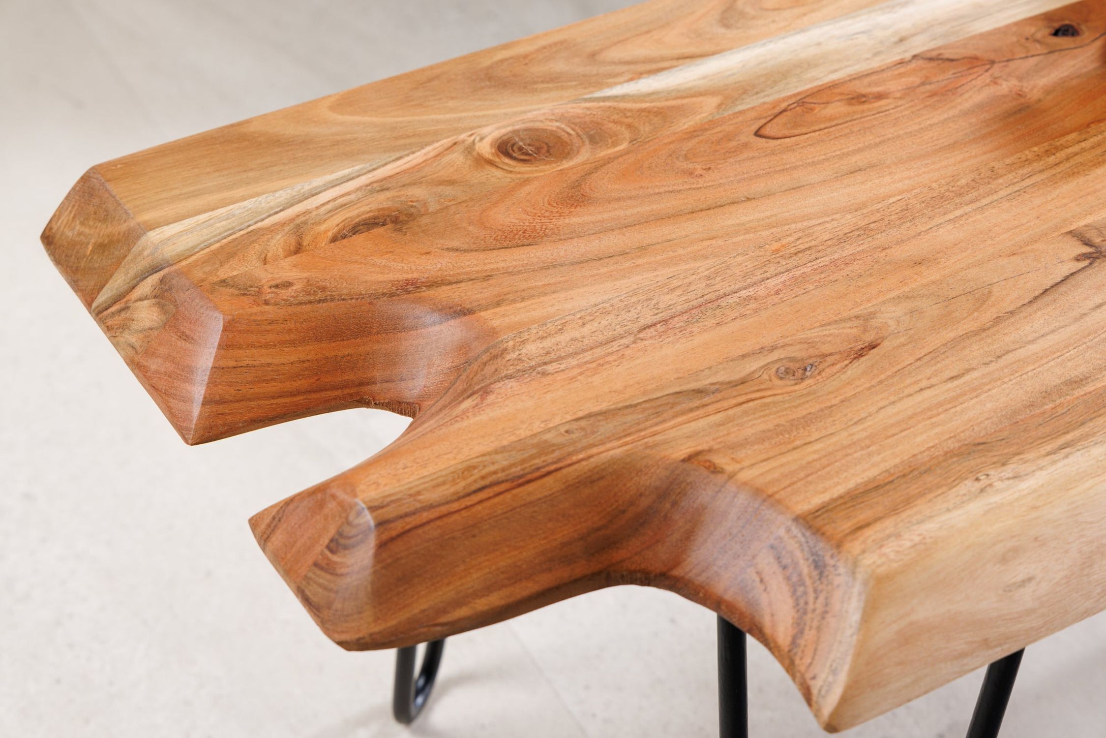 Couchtisch Akazienholz Metall 100x41 cm (LxBxH) Handarbeit