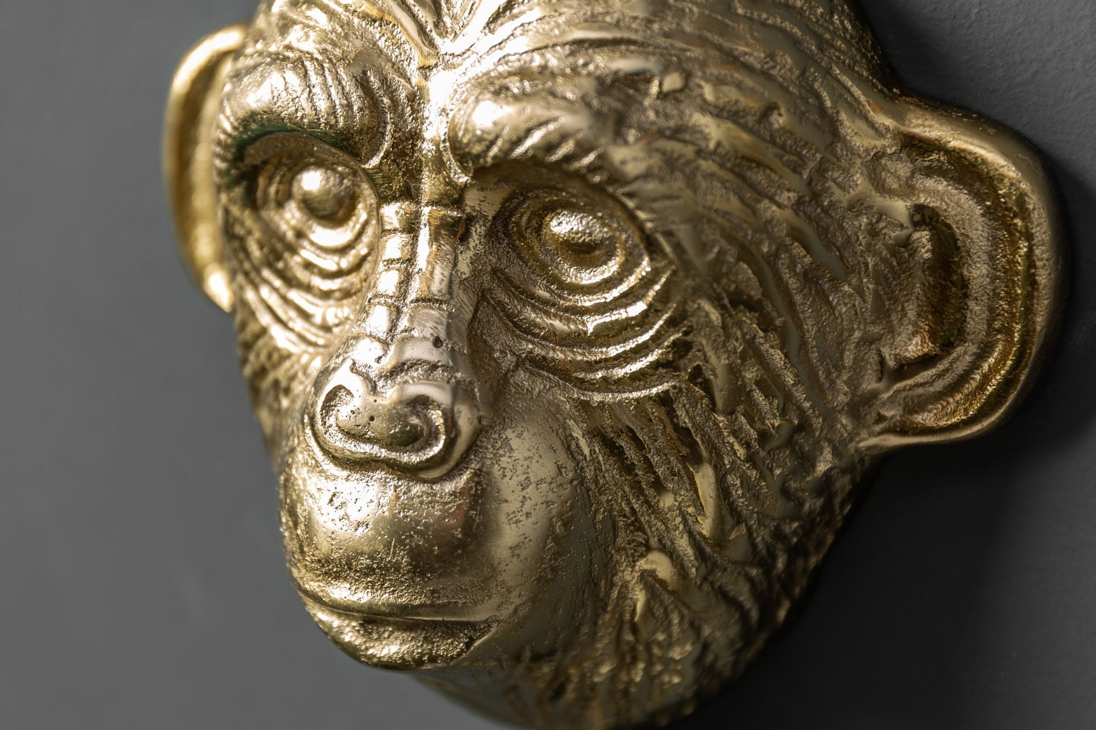 Bronze, Person